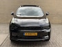 Lynk & Co 01 1.5 PHEV 261pk | Blackline | Zwarte hemel | Rolhoes | 360 camera | Panoramadak | 20 inch velgen | Adaptieve cruise | Navigatie | CarPlay | Keyless | LED | DAB | Infinity | Stoelverwarming | Elektrische achterklep | Volledig dealeronderhouden | Fabrieksgarantie