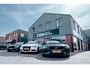 Lynk & Co 01 1.5 PHEV 261pk | Blackline | Zwarte hemel | Rolhoes | 360 camera | Panoramadak | 20 inch velgen | Adaptieve cruise | Navigatie | CarPlay | Keyless | LED | DAB | Infinity | Stoelverwarming | Elektrische achterklep | Volledig dealeronderhouden | Fabrieksgarantie