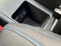 Lynk & Co 01 1.5 PHEV 261pk | Blackline | Zwarte hemel | Rolhoes | 360 camera | Panoramadak | 20 inch velgen | Adaptieve cruise | Navigatie | CarPlay | Keyless | LED | DAB | Infinity | Stoelverwarming | Elektrische achterklep | Volledig dealeronderhouden | Fabrieksgarantie