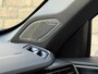 Lynk & Co 01 1.5 PHEV 261pk | Blackline | Zwarte hemel | Rolhoes | 360 camera | Panoramadak | 20 inch velgen | Adaptieve cruise | Navigatie | CarPlay | Keyless | LED | DAB | Infinity | Stoelverwarming | Elektrische achterklep | Volledig dealeronderhouden | Fabrieksgarantie