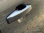 Lynk & Co 01 1.5 PHEV 261pk | Blackline | Zwarte hemel | Rolhoes | 360 camera | Panoramadak | 20 inch velgen | Adaptieve cruise | Navigatie | CarPlay | Keyless | LED | DAB | Infinity | Stoelverwarming | Elektrische achterklep | Volledig dealeronderhouden | Fabrieksgarantie