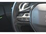 Peugeot 2008 1.2 PureTech GT Pack | Adaptive Cruise control | Stoelverwarming | Schuif/Kantel Dak | Navi by App | Dodehoek detectie | DAB | Achteruitrijcamera | Full-Led | Leder/Alcantara bekleding | LMV 18" |