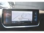 Peugeot 2008 1.2 PureTech GT Pack | Adaptive Cruise control | Stoelverwarming | Schuif/Kantel Dak | Navi by App | Dodehoek detectie | DAB | Achteruitrijcamera | Full-Led | Leder/Alcantara bekleding | LMV 18" |