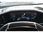 Peugeot 2008 1.2 PureTech GT Pack | Adaptive Cruise control | Stoelverwarming | Schuif/Kantel Dak | Navi by App | Dodehoek detectie | DAB | Achteruitrijcamera | Full-Led | Leder/Alcantara bekleding | LMV 18" |