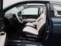 Fiat 500C 500e 42 kWh La Prima | WORDT VERWACHT | APPLE CARPLAY | ANDROID AUTO | ACHTERUITRIJCAMERA | STOELVERWARMING | NAVIGATIE | CRUISE CONTROL | CLIMATE CONTROL | LEDER | LED VERLICHTING | LICHTMETALEN VELGEN |