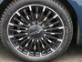 Fiat 500C 500e 42 kWh La Prima | WORDT VERWACHT | APPLE CARPLAY | ANDROID AUTO | ACHTERUITRIJCAMERA | STOELVERWARMING | NAVIGATIE | CRUISE CONTROL | CLIMATE CONTROL | LEDER | LED VERLICHTING | LICHTMETALEN VELGEN |