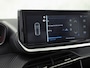 Peugeot 208 1.2 Hybrid 110 e-DCS6 Sport Style Automaat (APPLE CARPLAY, NAVIGATIE, PARKEERSENSOREN, SPORTSTOELEN, LANE ASSIST, CRUISE, NIEUWSTAAT)