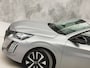 Peugeot 208 1.2 Hybrid 110 e-DCS6 Sport Style Automaat (APPLE CARPLAY, NAVIGATIE, PARKEERSENSOREN, SPORTSTOELEN, LANE ASSIST, CRUISE, NIEUWSTAAT)