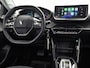 Peugeot 208 1.2 Hybrid 110 e-DCS6 Sport Style Automaat (APPLE CARPLAY, NAVIGATIE, PARKEERSENSOREN, SPORTSTOELEN, LANE ASSIST, CRUISE, NIEUWSTAAT)