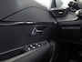 Peugeot 208 1.2 Hybrid 110 e-DCS6 Sport Style Automaat (APPLE CARPLAY, NAVIGATIE, PARKEERSENSOREN, SPORTSTOELEN, LANE ASSIST, CRUISE, NIEUWSTAAT)