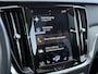 Volvo V60 T8 Twin Engine AWD Inscription | 360 camera | Pano dak | Trekhaak | Bliss | Keyless | Elektrische stoelen | Head up display | Harman kardon audio |