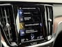 Volvo V60 Cross Country B5 AWD Ultimate | Trekhaak | Bliss | Keyless | Elektrische stoelen | ledere bekleding |