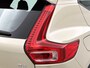 Volvo XC40 2.0 B4 Plus Dark | Trekhaak | Stoel + Stuurverwarming | All-season banden |