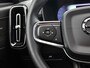 Volvo XC40 2.0 B4 Plus Dark | Trekhaak | Stoel + Stuurverwarming | All-season banden |
