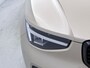 Volvo XC40 2.0 B4 Plus Dark | Trekhaak | Stoel + Stuurverwarming | All-season banden |