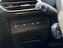 Peugeot 3008 1.6 HYbrid 225 Allure Pack Business Trekhaak | 360 Camera | Keyless | Stoelverwarming | Adeptieve cruise control | Elektrische achterklep | Navigatie