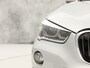 BMW X1 sDrive20i Executive 192Pk Automaat (NAVIGATIE, CLIMATE, TREKHAAK, SPORTSTOELEN, GETINT GLAS, PARKEERSENSOREN, NIEUWSTAAT)