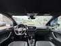 Volkswagen T-Cross 1.0 TSI Style Business R / R-Line / 22.000 KM! / Automaat / Adaptieve Cruise-Control / Digital-Cockpit / Apple-Carplay & Android-Auto / LED / DAB Radio-Bluetooth / Climate-Control / Camera / PDC V+A / 17'' LMV / ENZ.