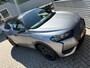 DS 3 Crossback E-Tense So Chic 50 kWh -SOH 91%-LED-STOELVERWARMING-HEAD UP DISPLAY-CAMERA-LICHTMETALEN VELGEN-2 TONE LAK-ISOFIX-