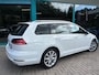 Volkswagen Golf 1.5 TSI R-Line Highline DSG LED, Navi, Massage, PDC, 17Inch