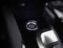 Peugeot 3008 1.6 HYbrid 225 Allure Blacksport 225Pk Automaat (APPLE CARPLAY, SOH 94,7%, BLACK PACK, GROOT NAVI, 360 CAMERA, SPORTSTOELEN, KEYLESS, LANE ASSIST, NIEUWE APK, NIEUWSTAAT)