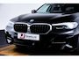 BMW 5-Serie Touring 530e Driving Assistant Professional - Hifi - Parking Assistant - Getinte Ruiten - Sportstoelen - Elektrisch verwarmde voorstoelen -