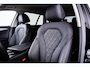 BMW 5-Serie Touring 530e Driving Assistant Professional - Hifi - Parking Assistant - Getinte Ruiten - Sportstoelen - Elektrisch verwarmde voorstoelen -