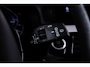BMW 5-Serie Touring 530e Driving Assistant Professional - Hifi - Parking Assistant - Getinte Ruiten - Sportstoelen - Elektrisch verwarmde voorstoelen -