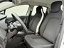 Renault Zoe R135 Zen 52 kWh / SOH 94% / KOOPACCU / CCS Snel Laden / Apple Carplay & Android Auto / All Season Banden / Climate Control /