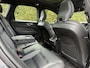 Volvo XC60 B5 R-Design | Trekhaak | Head up display | Bliss | Elektrische stoelen | Keyless | Harman & kardon audio |