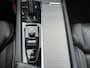 Volvo XC60 B5 R-Design | Trekhaak | Head up display | Bliss | Elektrische stoelen | Keyless | Harman & kardon audio |