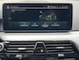 BMW 5-Serie Touring 530e Business Edition Plus / Dealer Onderhouden / Head- Up Display / Stoelverwarming / Achteruitrijcamera / 1.700 kg trekgewicht / Navigatie / Apple Carplay & Android Auto / Climate Control / 18"LM Velgen /