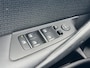 BMW 5-Serie Touring 530e Business Edition Plus / Dealer Onderhouden / Head- Up Display / Stoelverwarming / Achteruitrijcamera / 1.700 kg trekgewicht / Navigatie / Apple Carplay & Android Auto / Climate Control / 18"LM Velgen /