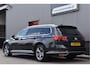 Volkswagen Passat Variant 1.5 TSI R-line Panorama, Camera, Dynamic LED, Leder, Keyless, Adaptive cruise