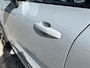 Volvo XC60 2.0 T8 Plug-in hybrid AWD Plus Dark VAN: 54.900,- VOOR: 51.440,- UW HERFSTVOORDEEL: 3.460,-| RECENT ONDERHOUD GEHAD| PANO| HUD| 360 CAMERA| ELEK. STOELEN + MEMORY| UNIEKE KLEUR!| HARMAN KARDON| VAPOUR GREY