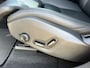 Volvo XC60 2.0 T8 Plug-in hybrid AWD Plus Dark VAN: 54.900,- VOOR: 51.440,- UW HERFSTVOORDEEL: 3.460,-| RECENT ONDERHOUD GEHAD| PANO| HUD| 360 CAMERA| ELEK. STOELEN + MEMORY| UNIEKE KLEUR!| HARMAN KARDON| VAPOUR GREY