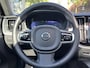 Volvo XC60 2.0 T8 Plug-in hybrid AWD Plus Dark VAN: 54.900,- VOOR: 51.440,- UW HERFSTVOORDEEL: 3.460,-| RECENT ONDERHOUD GEHAD| PANO| HUD| 360 CAMERA| ELEK. STOELEN + MEMORY| UNIEKE KLEUR!| HARMAN KARDON| VAPOUR GREY