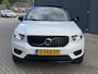 Volvo XC40 1.5 T3 Inscription / Elektrische Wegklapbare Trekhaak ( 1600 KG Trekgewicht) / Stoelverwarming / Schuif Kantel Dak / Elektrische Achterklep / Apple Carplay