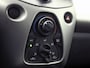 Peugeot 108 1.0 e-VTi Sport (AIRCO, BLUETOOTH, SPORTSTOELEN, ELEK RAMEN, MULTIFUNCTIONEEL STUURWIEL, NIEUWSTAAT)