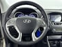 Hyundai ix35 2.0i Business Edition | Afneembare trekhaak | Achteruitrij camera | Airco | Cruise control | LM Velgen 17 inch | Bluetooth |