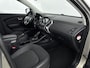 Hyundai ix35 2.0i Business Edition | Afneembare trekhaak | Achteruitrij camera | Airco | Cruise control | LM Velgen 17 inch | Bluetooth |