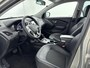 Hyundai ix35 2.0i Business Edition | Afneembare trekhaak | Achteruitrij camera | Airco | Cruise control | LM Velgen 17 inch | Bluetooth |