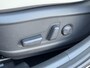 Hyundai Kona 1.6 GDI HEV Premium / Fabrieksgarantie t/m 09-2027 / Stoelverwarming / Lederen bekleding / Achteruitrijcamera / Apple CarPlay/Android Auto / Navigatiesysteem / Elektrische Stoelen / Keyless Entry/Start / Draadloze Telefoonlader /
