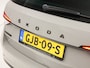 Skoda Superb Combi 1.4 TSI iV Sportline 218Pk Automaat (PANORAMADAK, 360 CAMERA, VIRTUAL COCKPIT, MEMORY SEATS, CANTON AUDIO, STOELVERWARMING, ADAPTIVE CRUISE, SFEERVERLICHTING, APPLE CARPLAY, NIEUWSTAAT)