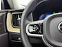 Volvo XC60 2.0 T6 Plug-in hybrid AWD Ultra Dark | trekhaak | Panoramadak | Memory | 360-Camera |