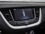 Opel Grandland X 1.2 Turbo Sport Automaat (APPLE CARPLAY, GROOT NAVI, CLIMATE, STUUR/STOELVERWARMING, SPORTSTOELEN, PARKEERSENSOREN, GETINT GLAS, CRUISE, NIEUWSTAAT)