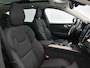 Volvo XC60 2.0 T6 Plug-in hybrid AWD Ultra Dark | Luchtvering | Panoramadak | 360-Camera | Trekhaak | H&K |