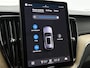 Volvo XC60 2.0 T6 Plug-in hybrid AWD Ultra Dark | Luchtvering | Panoramadak | 360-Camera | Trekhaak | H&K |