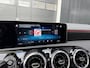 Mercedes-Benz A-klasse 200 AMG Night / Panorama / Trekhaak / Wide-Screen / Alcantara / 18" Inch LMV