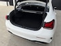 Mercedes-Benz A-klasse 200 AMG Night / Panorama / Trekhaak / Wide-Screen / Alcantara / 18" Inch LMV